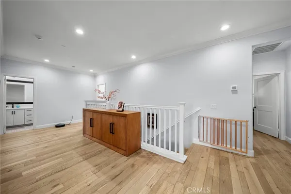 $1,079,900 | 221 Morro Way, Unit 1, Simi Valley, CA 93065
