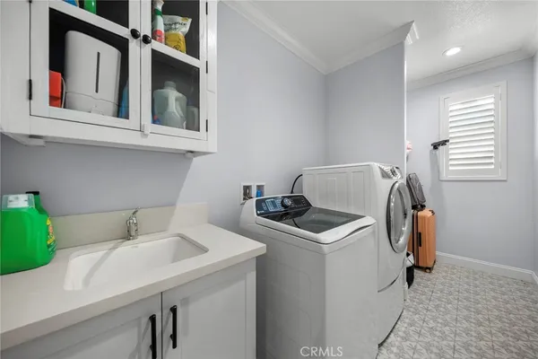 $1,079,900 | 221 Morro Way, Unit 1, Simi Valley, CA 93065