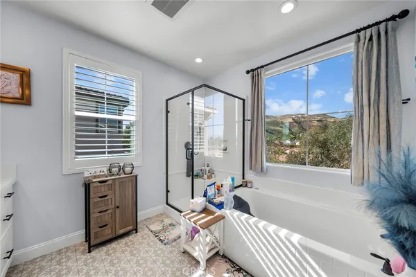 $1,079,900 | 221 Morro Way, Unit 1, Simi Valley, CA 93065