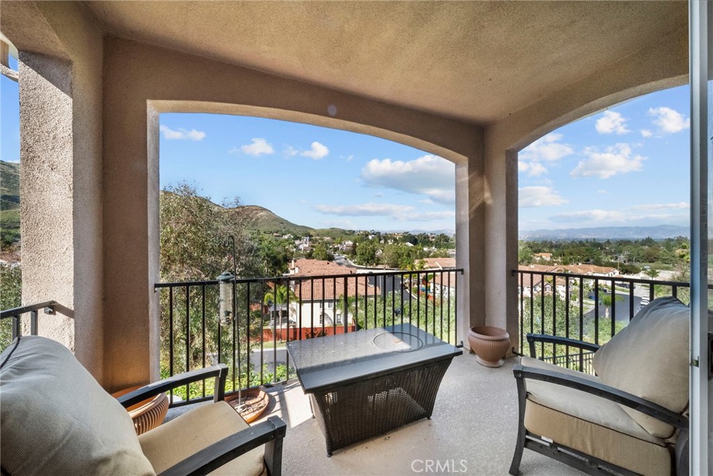 221 Morro Way, Unit 1 Simi Valley, CA 93065 - Photo 34 of 44 Primary Bedroom Covered Balcony