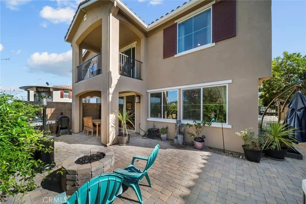 $1,079,900 | 221 Morro Way, Unit 1, Simi Valley, CA 93065