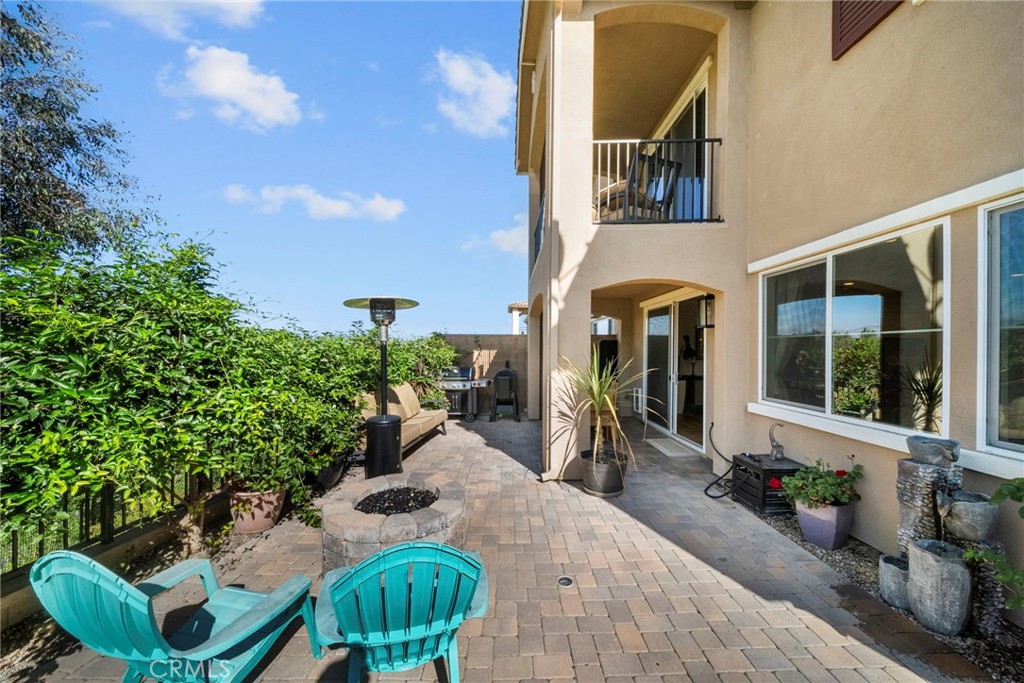 221 Morro Way, Unit 1 Simi Valley, CA 93065 - Photo 38 of 44