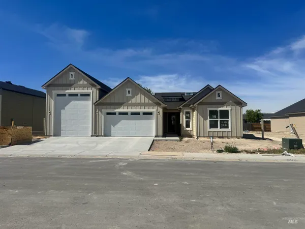 $439,999 | 1128 Velvet Loop, Wilder, ID 83676