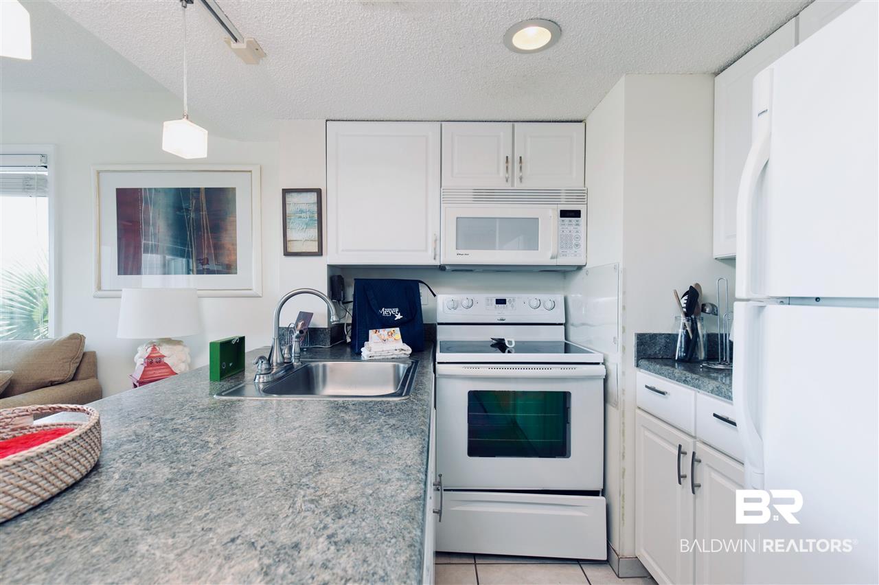 497 Plantation Road, Unit 1244 Gulf Shores, AL 36542 - Photo 12 of 50 Kitchen