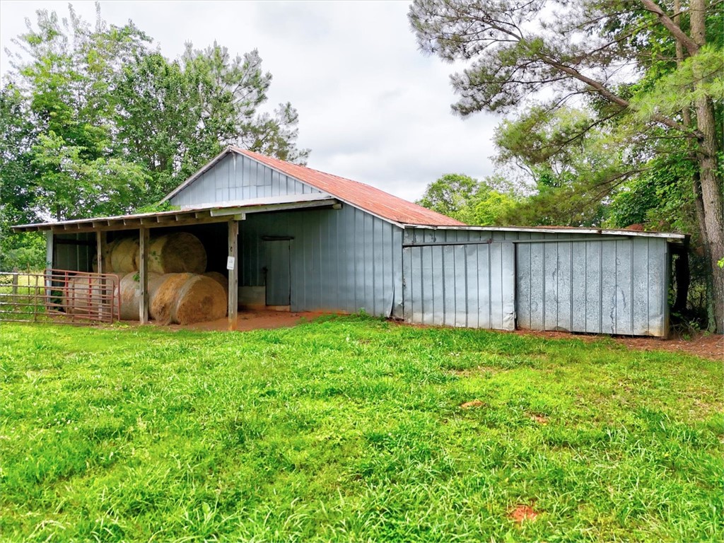 1411 Trail Road Belton, SC 29627 - Photo 28 of 47