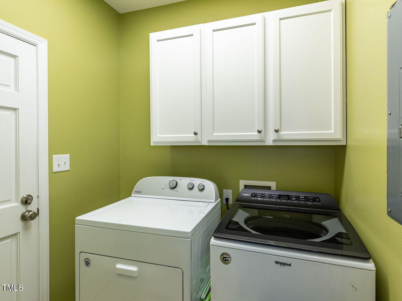 123 Legacy Lane Durham, NC 27713 - Photo 19 of 30 019-1280x960-laundry-room