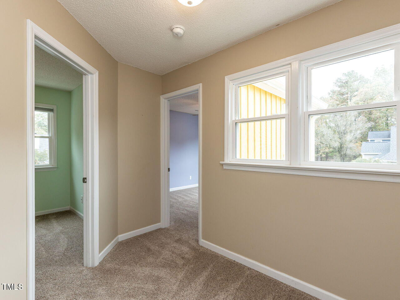 123 Legacy Lane Durham, NC 27713 - Photo 20 of 30 020-1280x960-upstairs-hallway