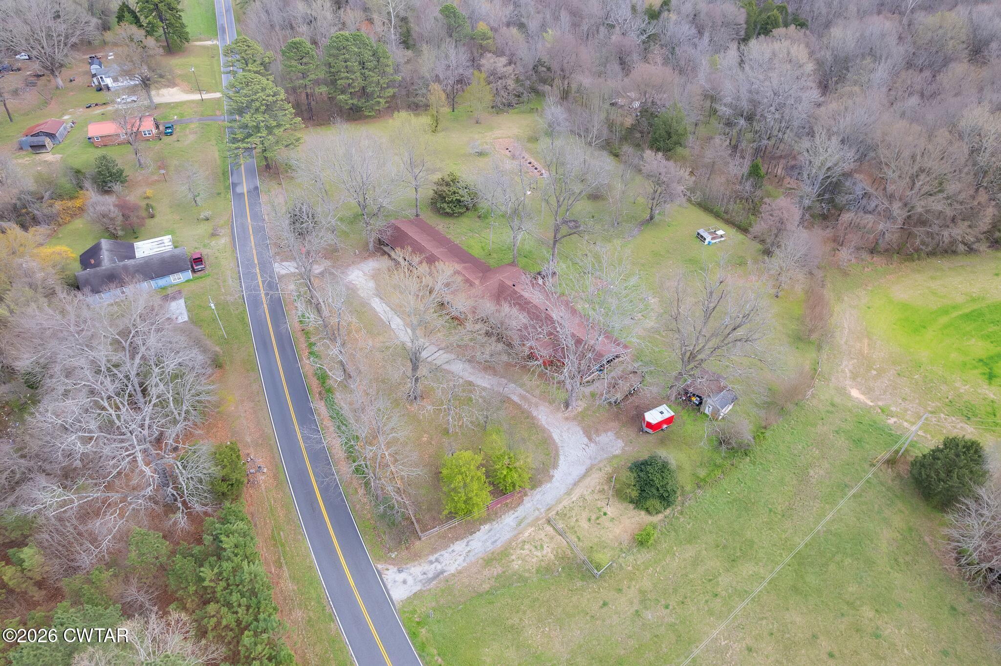 3875 Terry Road Huntingdon, TN 38344 - Photo 37 of 43 a view of a lake from a balcony