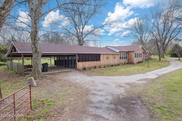 $369,900 | 3875 Terry Road, Huntingdon, TN 38344