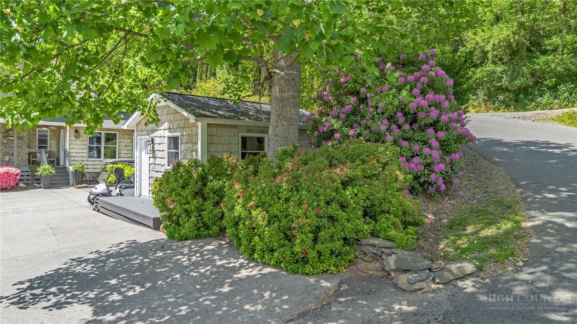 1781 Clifton Road Crumpler, NC 28617 - Photo 11 of 50