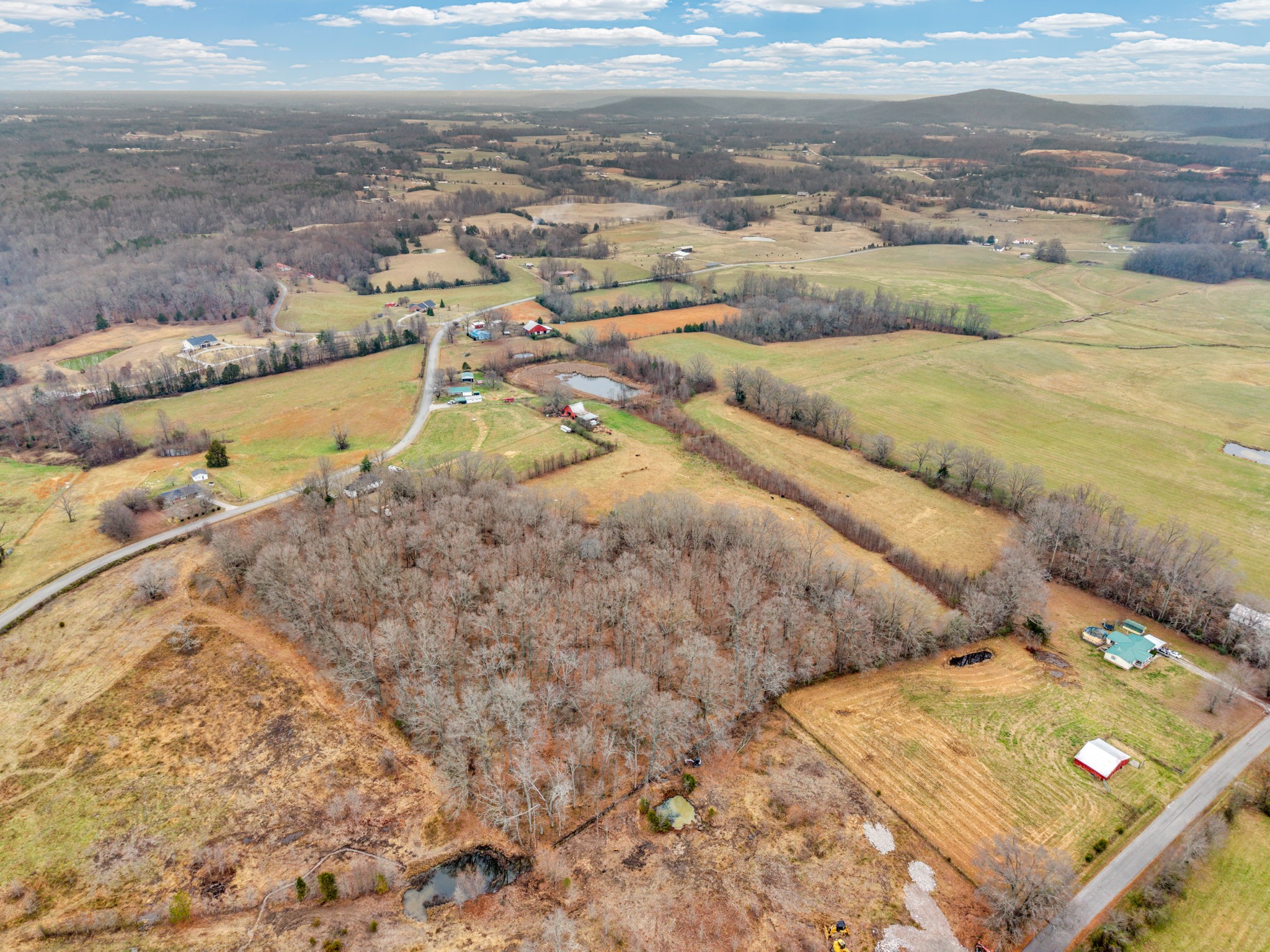 1295 3 Island Road Walling, TN 38587 - Photo 10 of 13 a view of a sky from an empty space