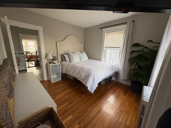 $2,050 | 20-22 Sumner Street, Unit 201, Quincy, MA 02169