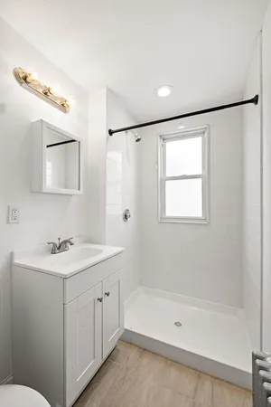 $2,050 | 20-22 Sumner Street, Unit 201, Quincy, MA 02169