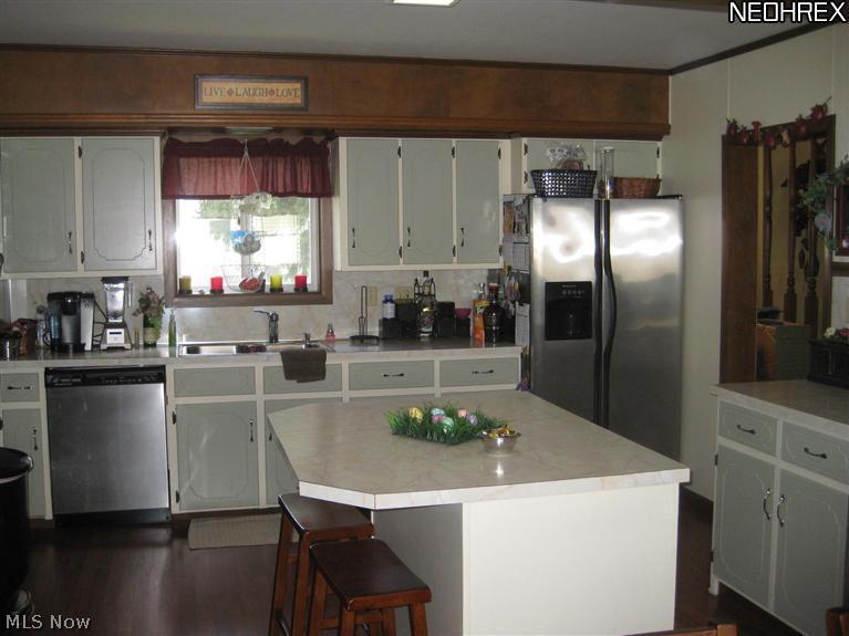 564 Whitney Road Conneaut, OH 44030 - Photo 2 of 15 Gallery Image 2