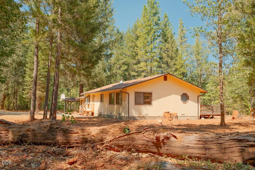 3781 Dick George Road Cave Junction, OR 97523 - Photo 1 of 31 Gallery Image 1