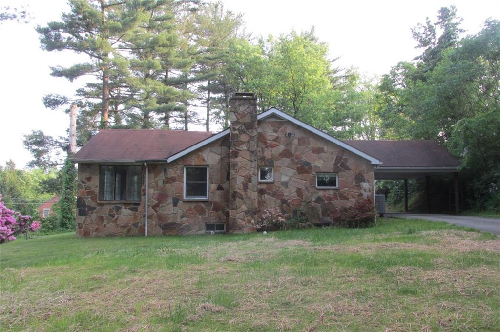 107 Weinman Road Mount Pleasant, PA 15666 - Photo 4 of 25 Gallery Image 4