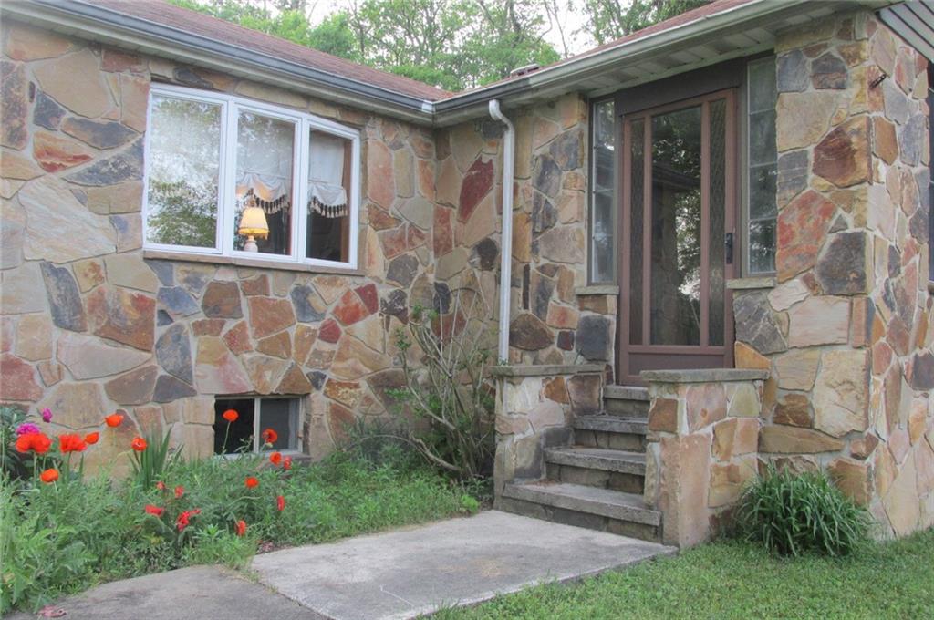 107 Weinman Road Mount Pleasant, PA 15666 - Photo 5 of 25 Gallery Image 5