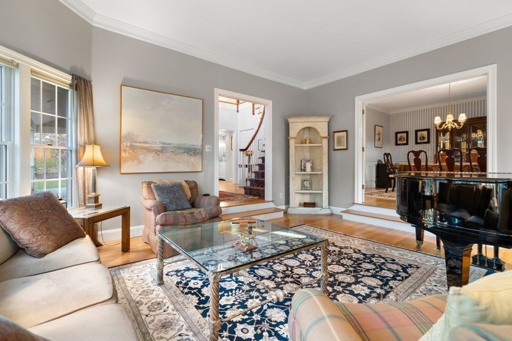 5 Clematis Road Lexington, MA 02421 - Photo 5 of 27 Gallery Image 5