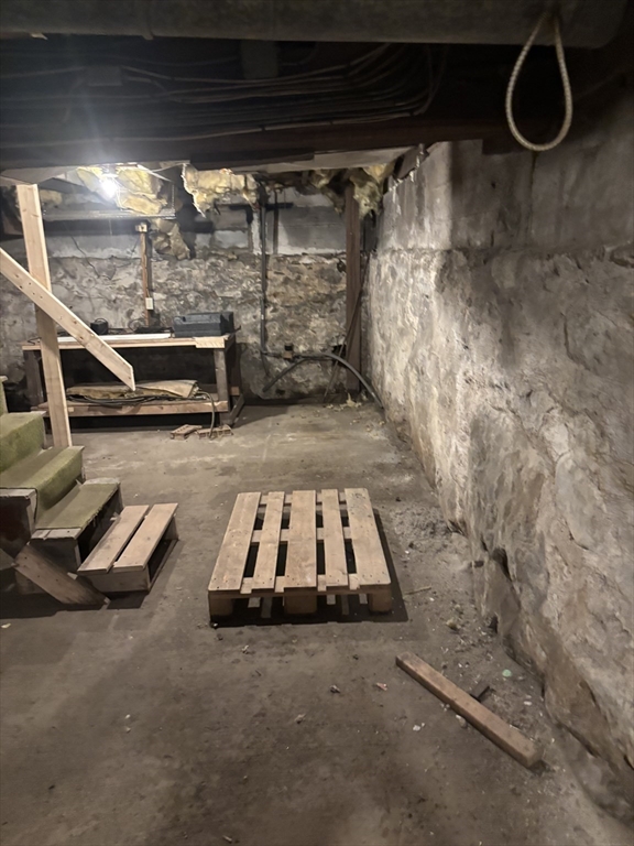 10 Cottage Street Belchertown, MA 01007 - Photo 30 of 40