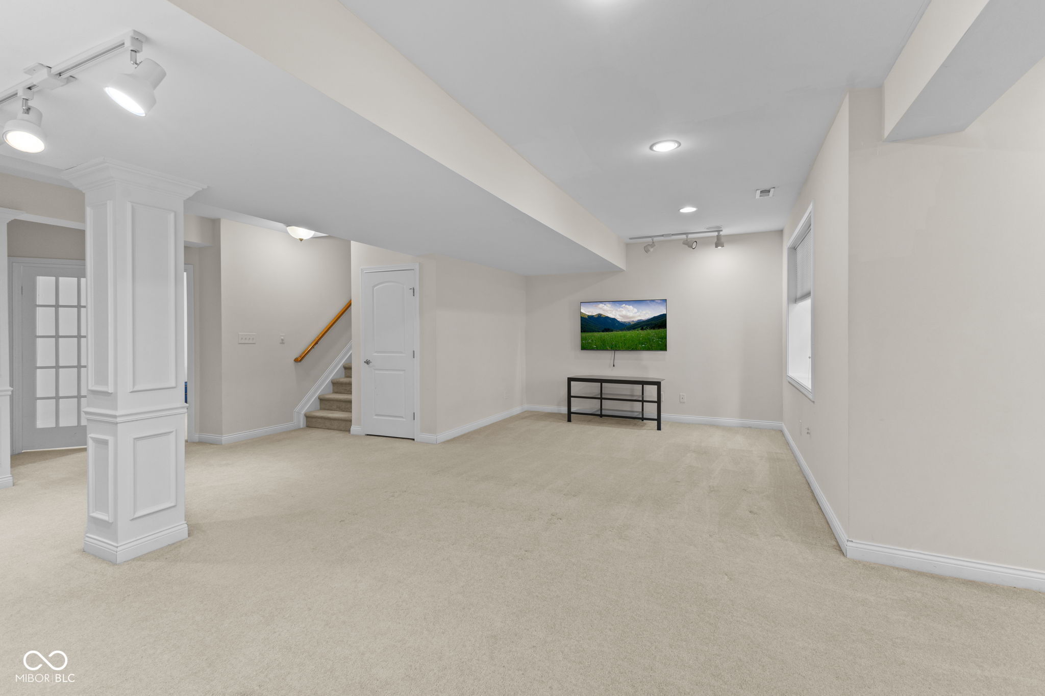 4637 Shadow Ridge Boulevard Greenwood, IN 46143 - Photo 51 of 59 Gallery Image 51