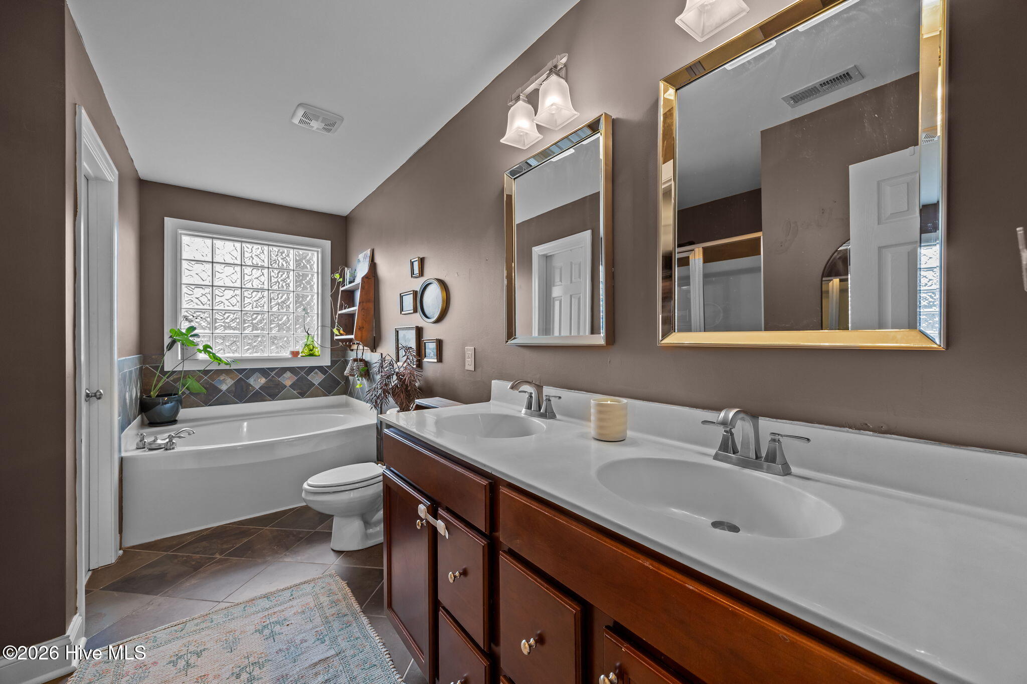 1016 Trinity Drive Greenville, NC 27834 - Photo 23 of 62 51-web-or-mls-IMG_7990