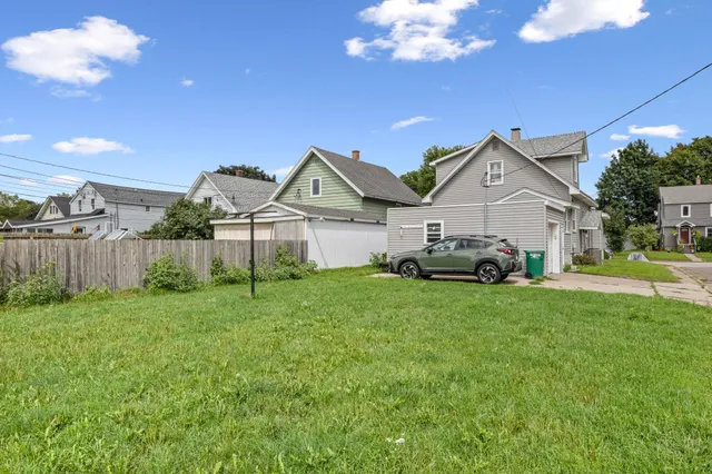 $209,700 | 749 West 4th Street, Winona, MN 55987