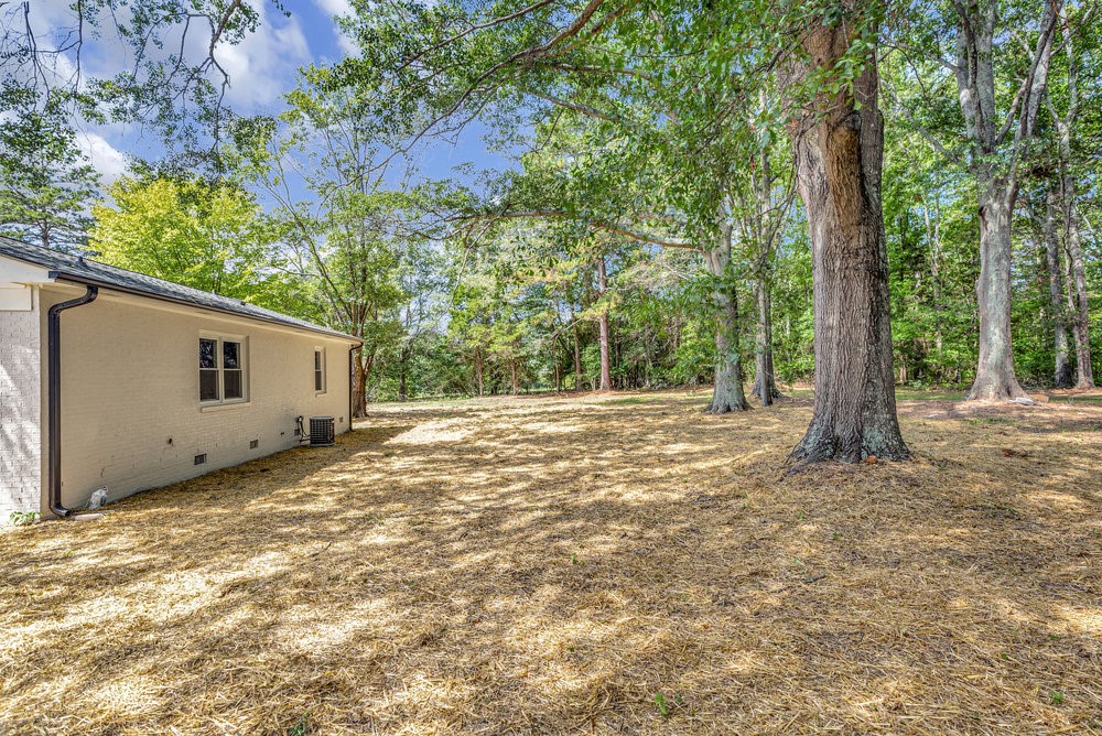 433 Hayes Road Starr, SC 29684 - Photo 7 of 27