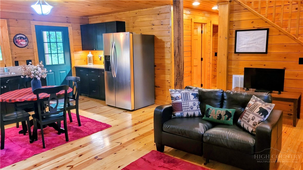 121 Whipporwill Way Road Beech Mountain, NC 28604 - Photo 6 of 43 Gallery Image 6