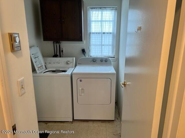 40 Red Hill Road Manchester Township, NJ 08759 - Photo 21 of 33 a utility room with dryer and washer