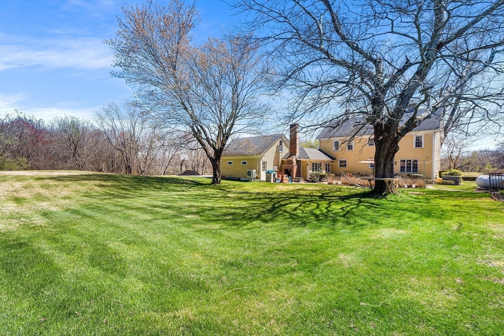 416 Boston Road Sutton, MA 01590 - Photo 32 of 38