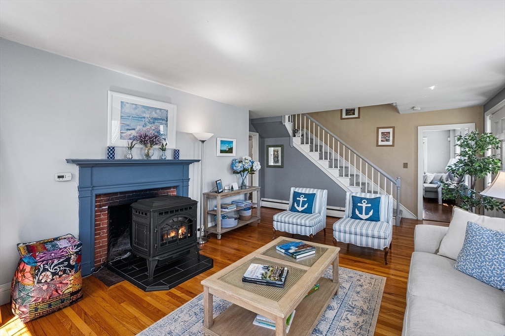 416 Boston Road Sutton, MA 01590 - Photo 5 of 38