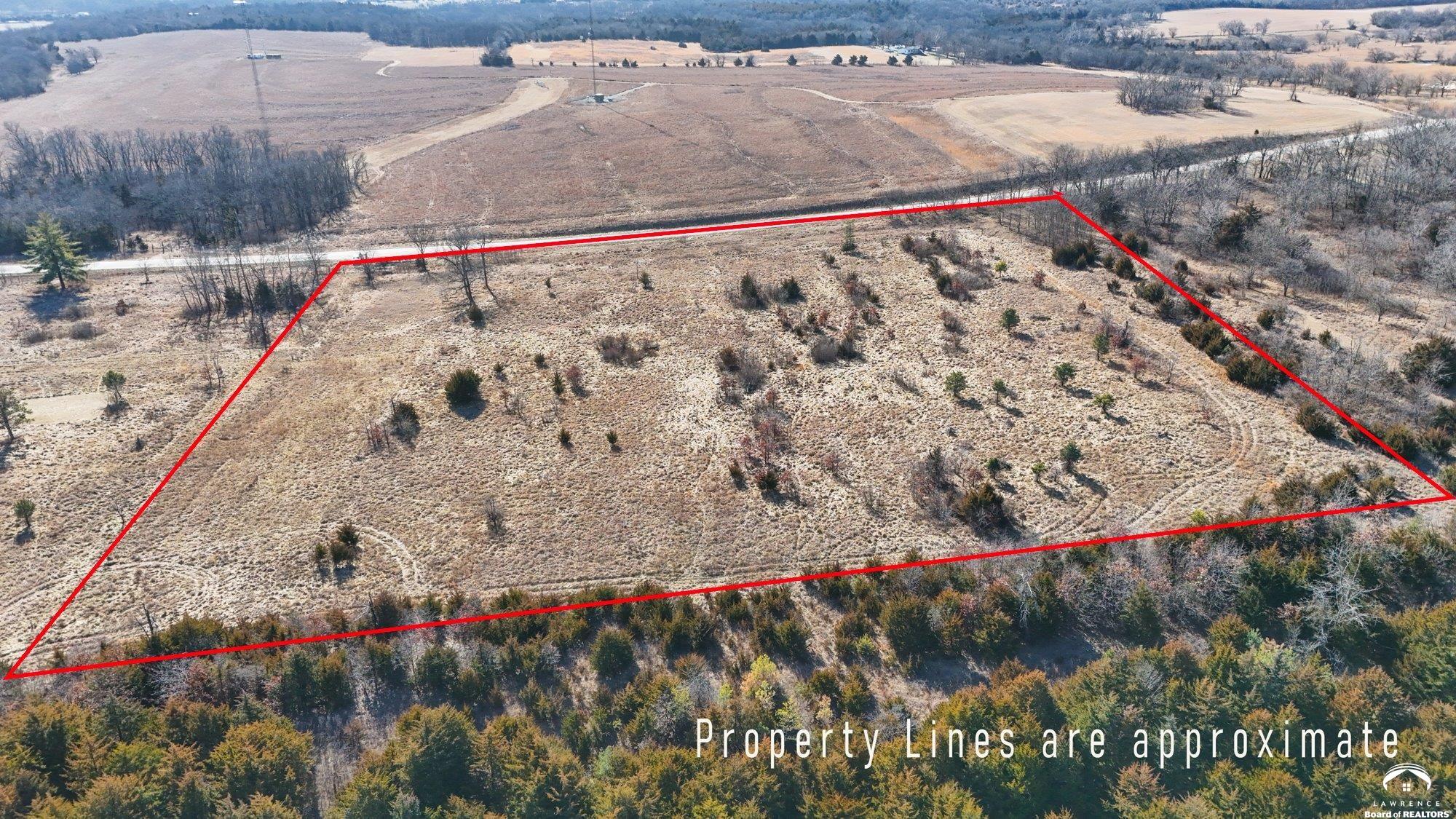 280 North 2100 Road Lecompton, KS 66050 - Photo 2 of 12