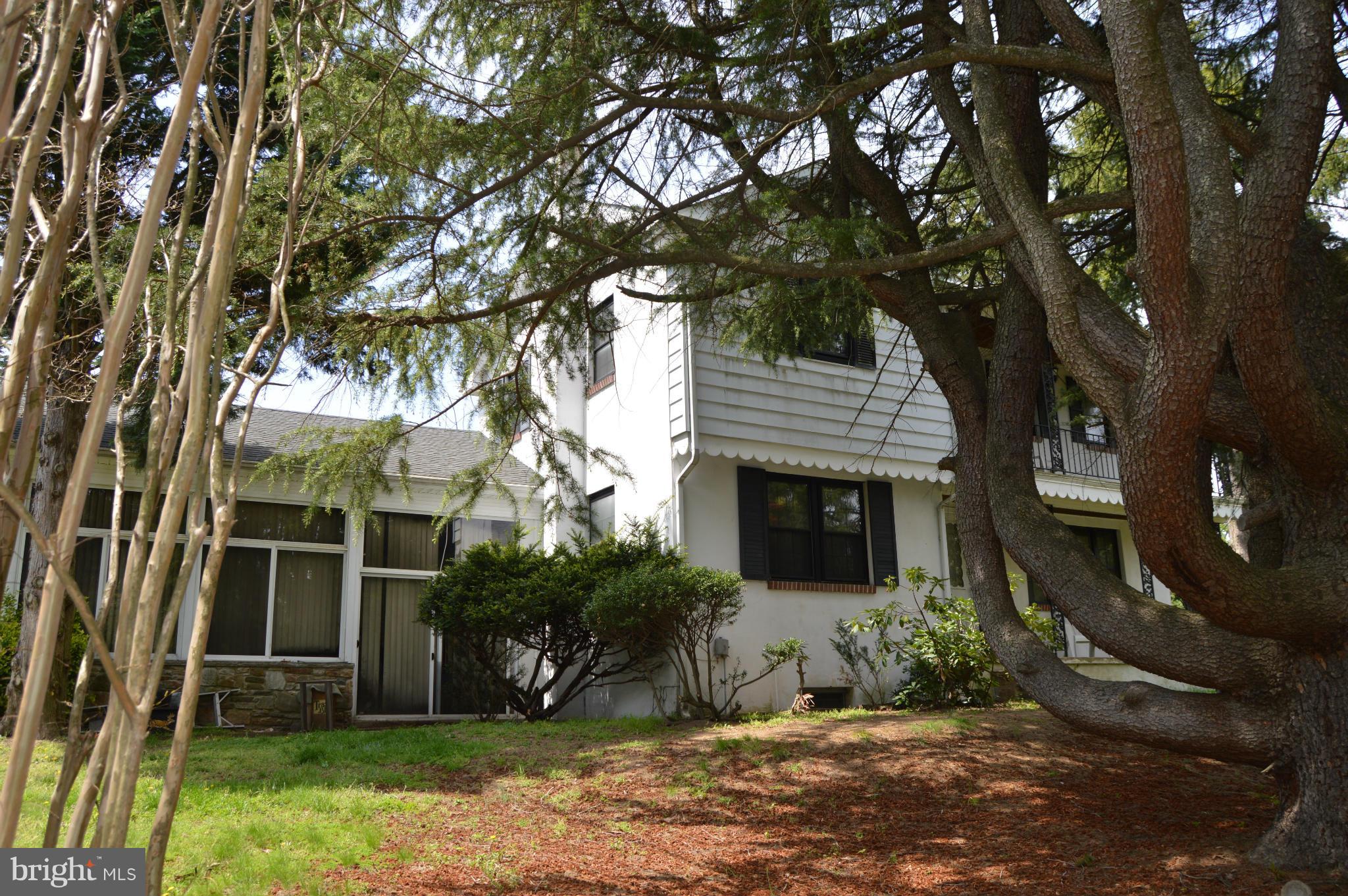 1015 Annapolis Road Odenton, MD 21113 - Photo 2 of 30 Exterior (Front) W/Sunroom