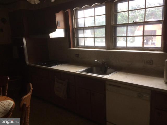 1015 Annapolis Road Odenton, MD 21113 - Photo 14 of 30 Kitchen