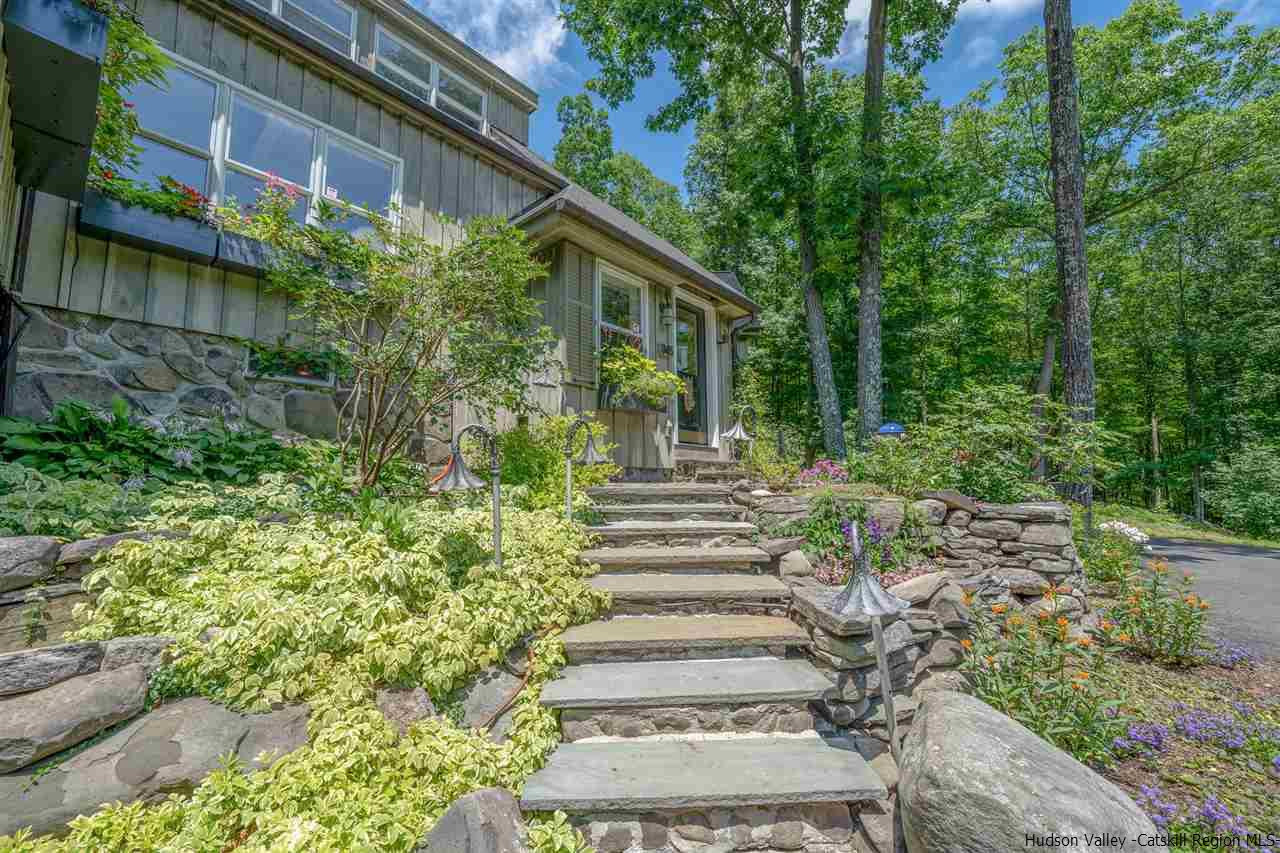 345 Mountain Road Shokan, NY 12481 - Photo 3 of 35 Photo 3