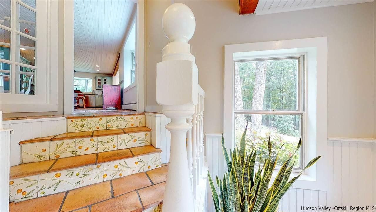 345 Mountain Road Shokan, NY 12481 - Photo 4 of 35 Photo 4