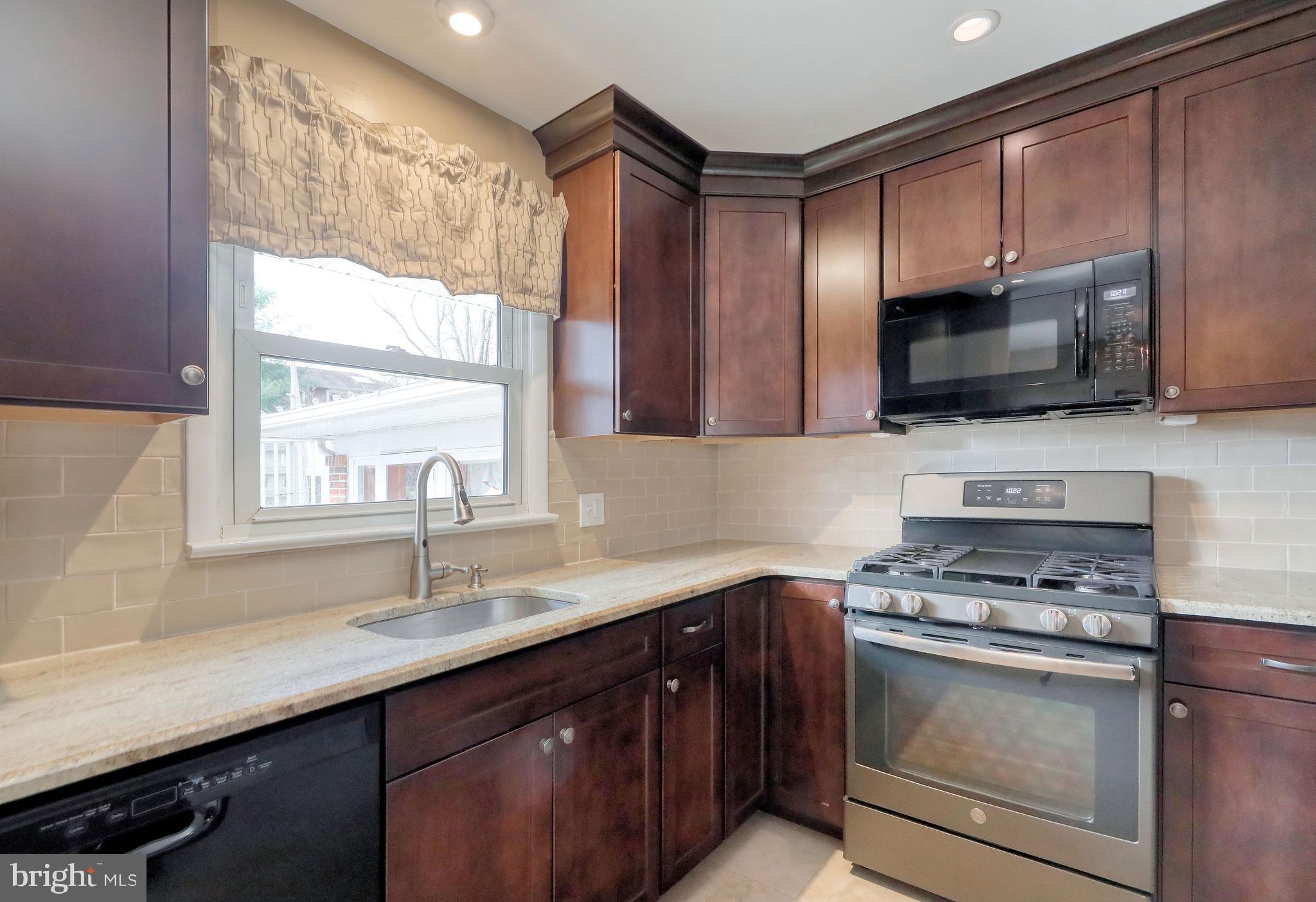 1636 Prospect Ridge Boulevard Haddon Heights, NJ 08035 - Photo 15 of 47 Kitchen