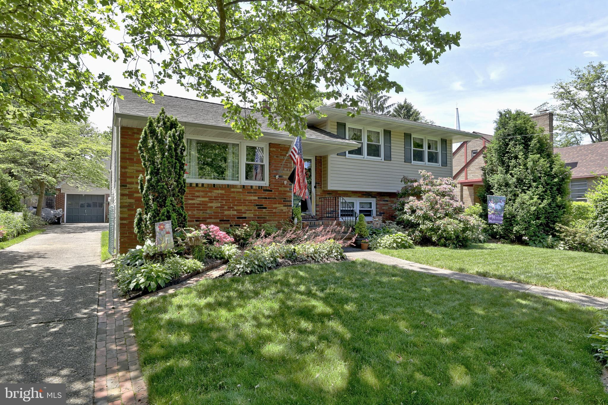 1636 Prospect Ridge Boulevard Haddon Heights, NJ 08035 - Photo 4 of 47 1636 Prospect Ridge Boulevard, Haddon Heights