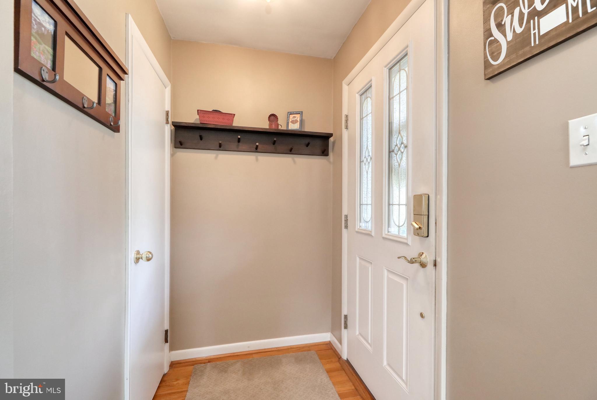 1636 Prospect Ridge Boulevard Haddon Heights, NJ 08035 - Photo 5 of 47 Entry Foyer