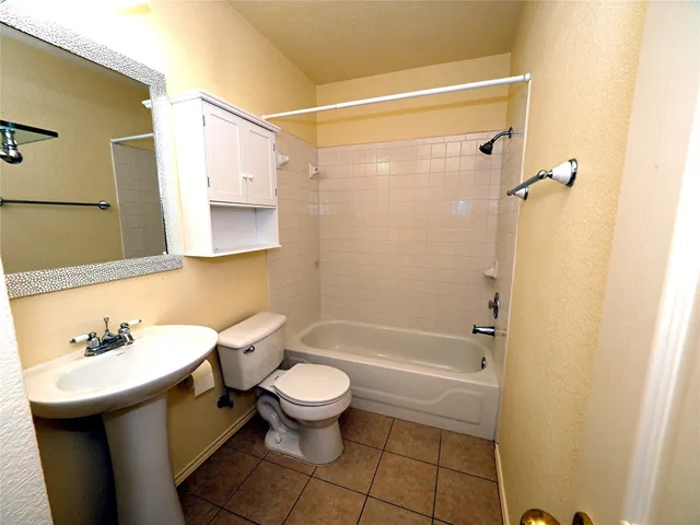 $1,800 | 1161 Kentra Drive, Pflugerville, TX 78660