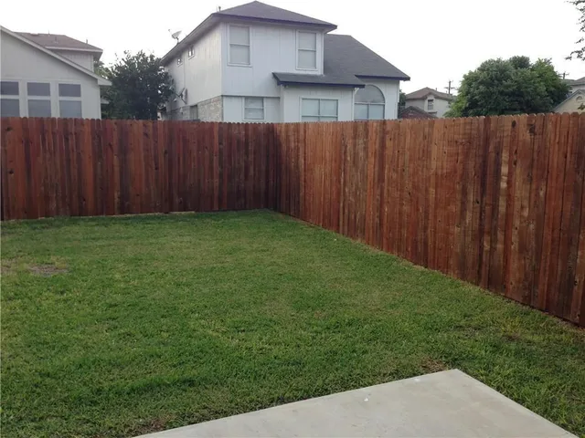 $1,800 | 1161 Kentra Drive, Pflugerville, TX 78660