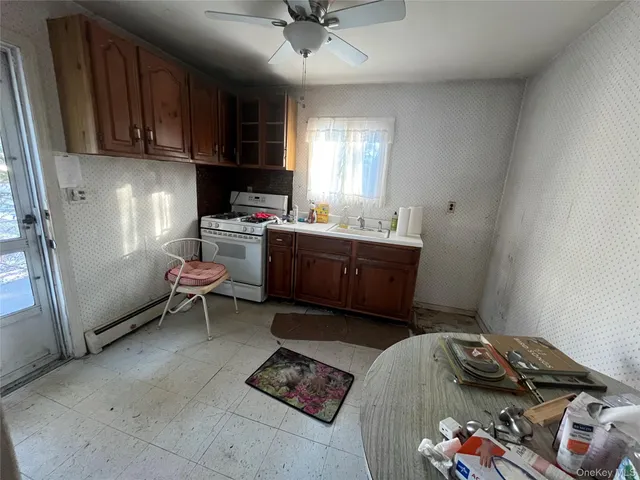 $560,000 | 370 Boulder Street, Ronkonkoma, NY 11779