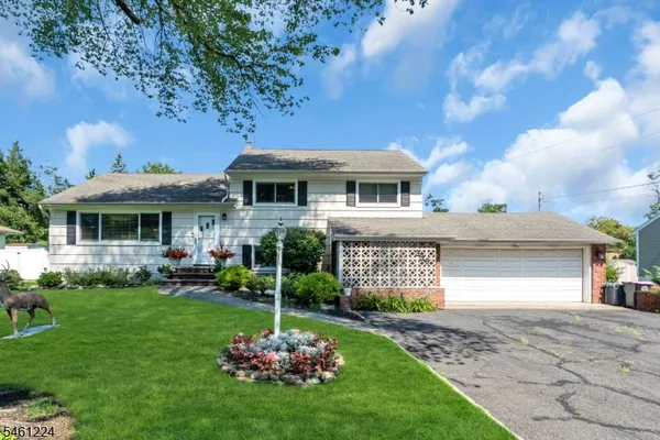 $975,000 | 336 Summit Road, Mountainside, NJ 07092
