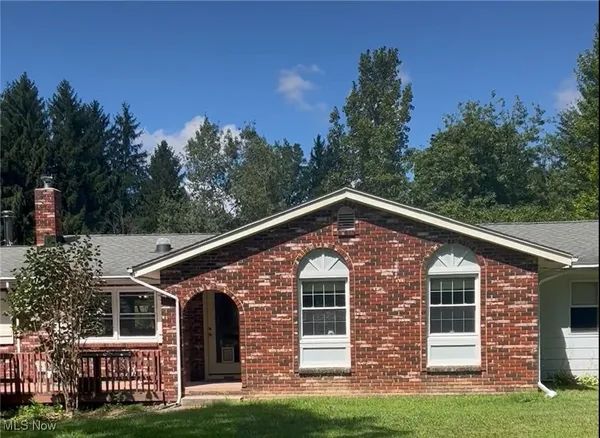 $425,000 | 6171 Barrett Road, Geneva, OH 44041