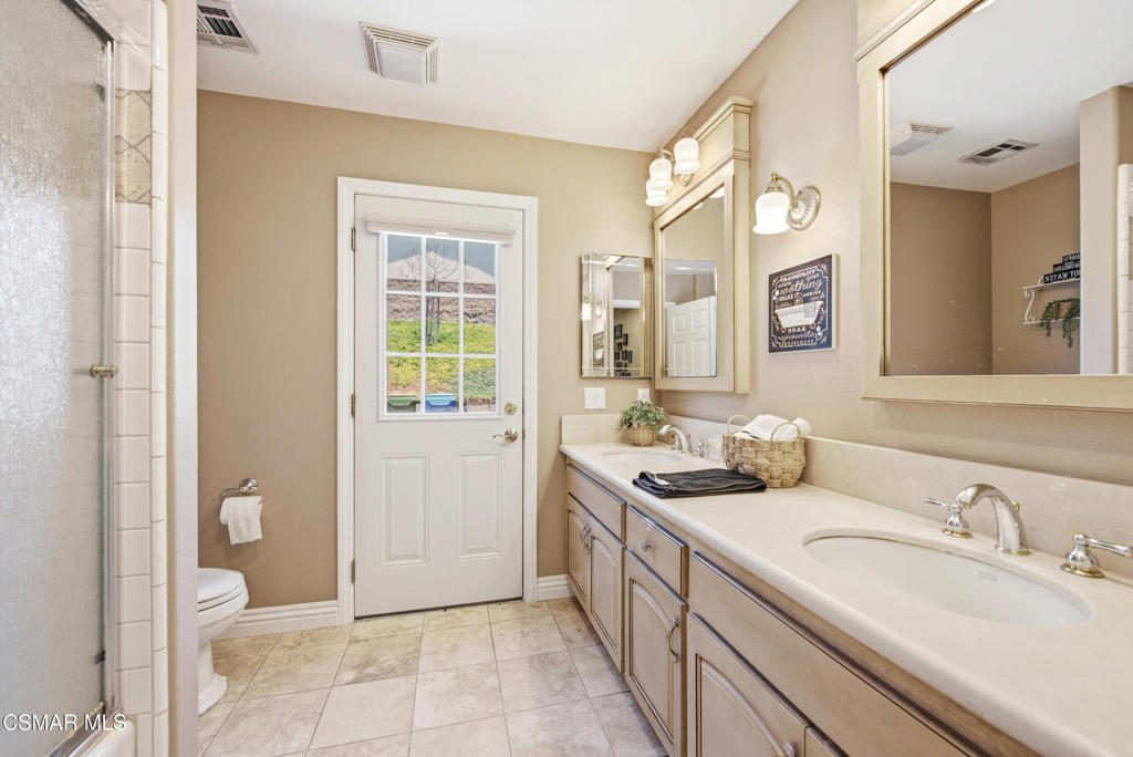 453 Highland Road Simi Valley, CA 93065 - Photo 26 of 100