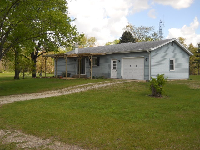 1417 West 375 North Rochester, IN 46975 - Photo 1 of 9