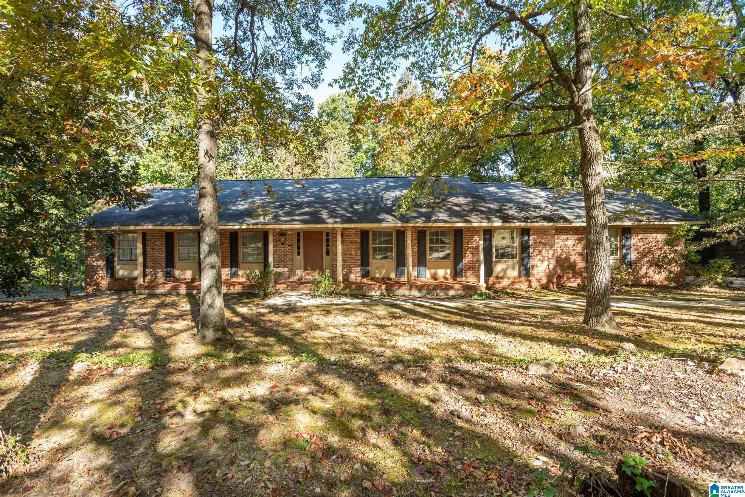 2307 Ridgeview Road Anniston, AL 36207 - Photo 1 of 39