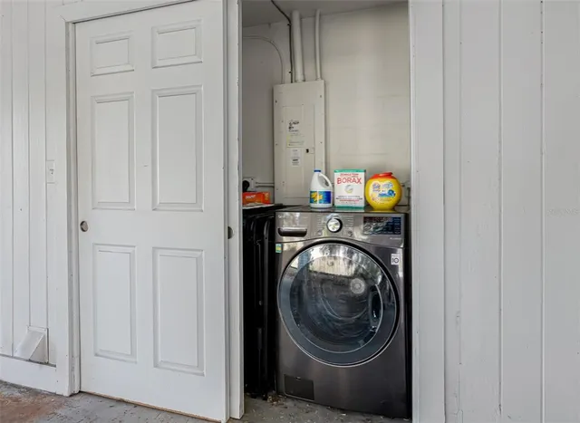 $1,999 | 1303 East Norfolk Street, Tampa, FL 33604