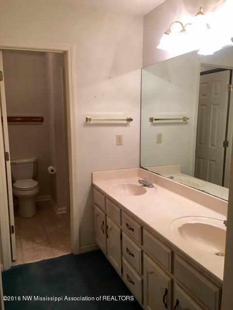 33 Brandywine Road Senatobia, MS 38668 - Photo 19 of 32 FullSizeRender_4 (4)