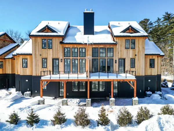 $1,995,000 | 3 Black Diamond Road, Unit 1, North Conway, NH 03860